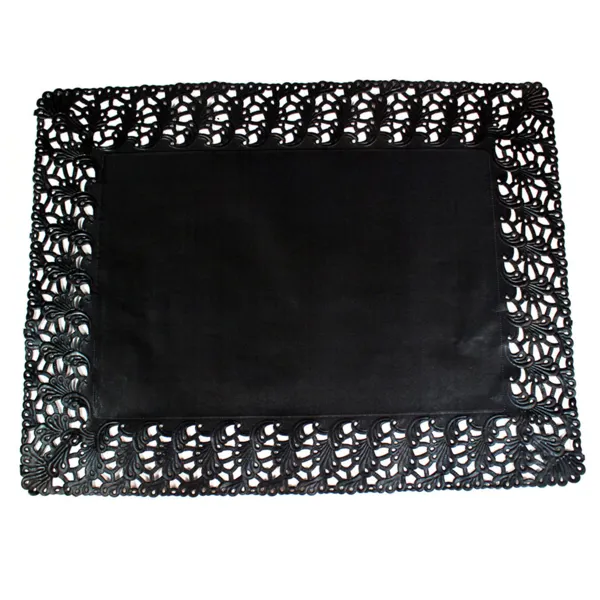 blondas-rectangulares-caladas-de-color-negro-40-g-m2-45x36cm1