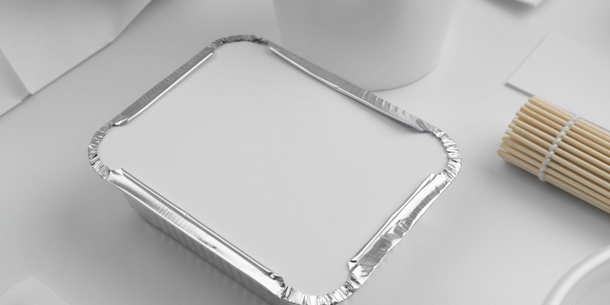 Envase para mantener la comica caliente